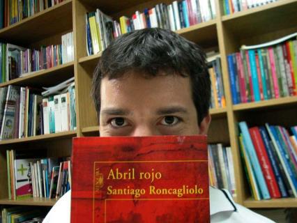 Santiago Roncagliolo: "Es excitante contar cosas que te pueden meter en líos"