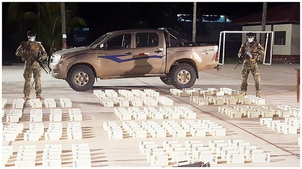 Un herido, 364 kilos de droga y armamento incautado tras operativo antidrogas en Satipo