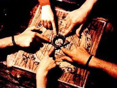 Minsa: Jugar la ouija puede inducir a conductas suicidas