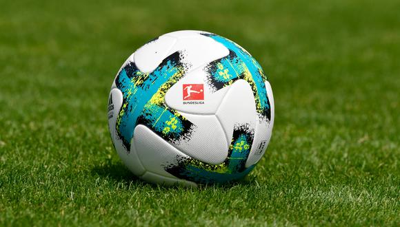 El fútbol realizaría cambios cuando se reanuden los tornos y pasaría de tres a cinco cambios. (Foto: AFP)