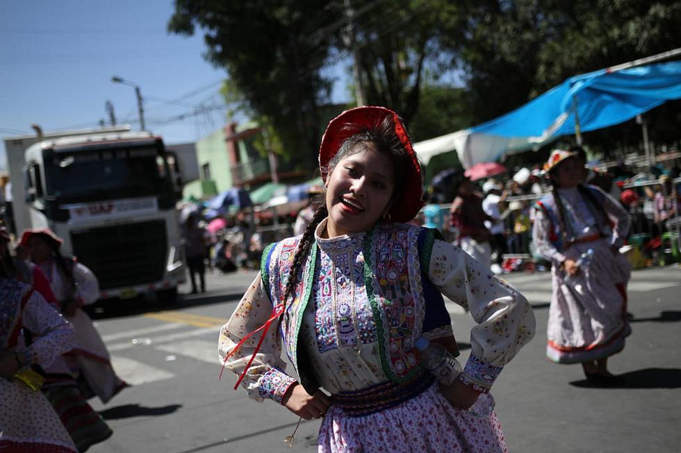 Arequipa festeja aniversario con Corso de la Amistad (FOTOS)