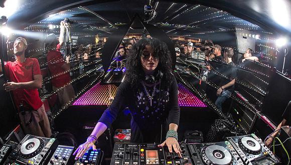  DJ Nicole Moudaber se suma a fiesta electrónica “Resistance” (VIDEO)