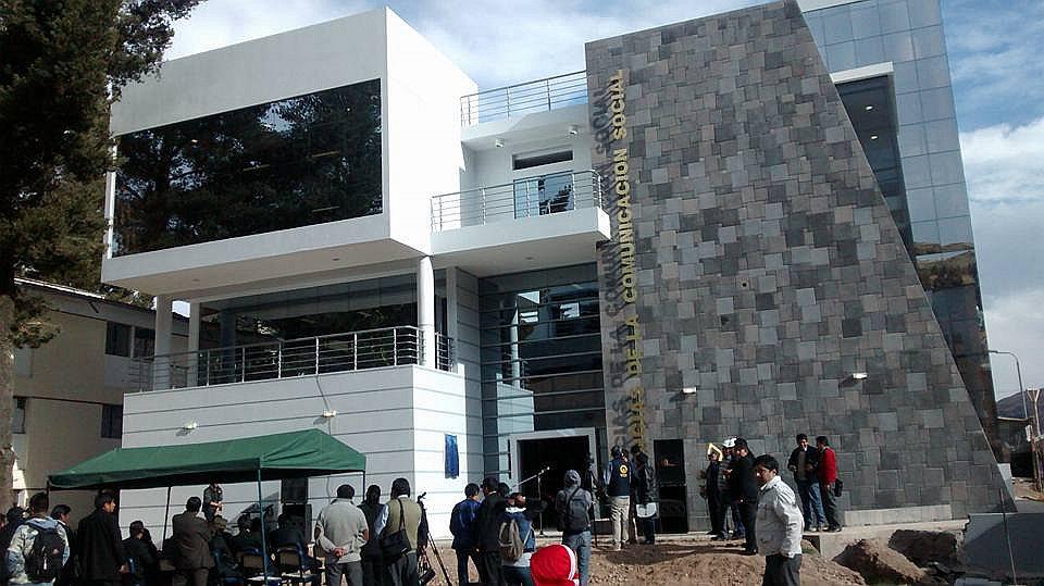 ​Dos carreras más logran acreditarse en la UNA Puno