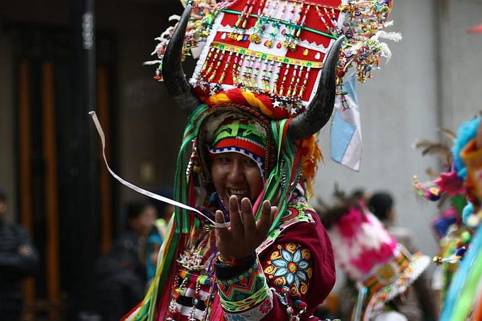 “Diablos” lideraron en concurso de danzas por la Virgen de la Candelaria (FOTOS)