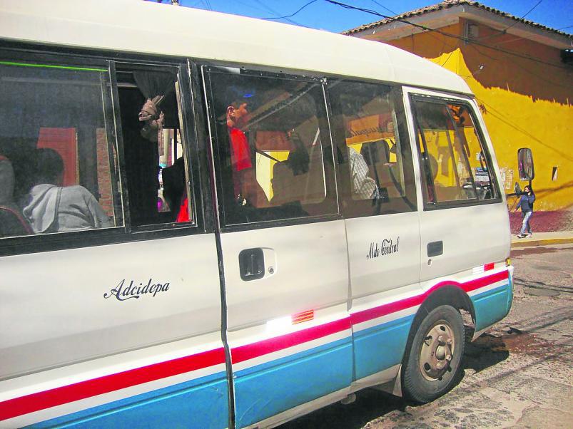 Transportistas abusan en paro