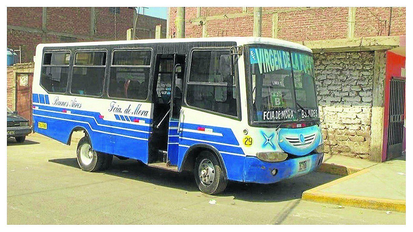 Un pasajero es baleado en el hombro al resistirse al robo de su celular