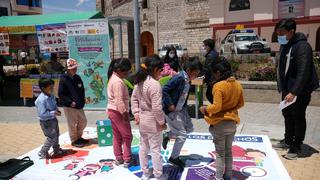 Celebran la Convención de los Derechos de los niños con juegos y demostraciones en Paucará