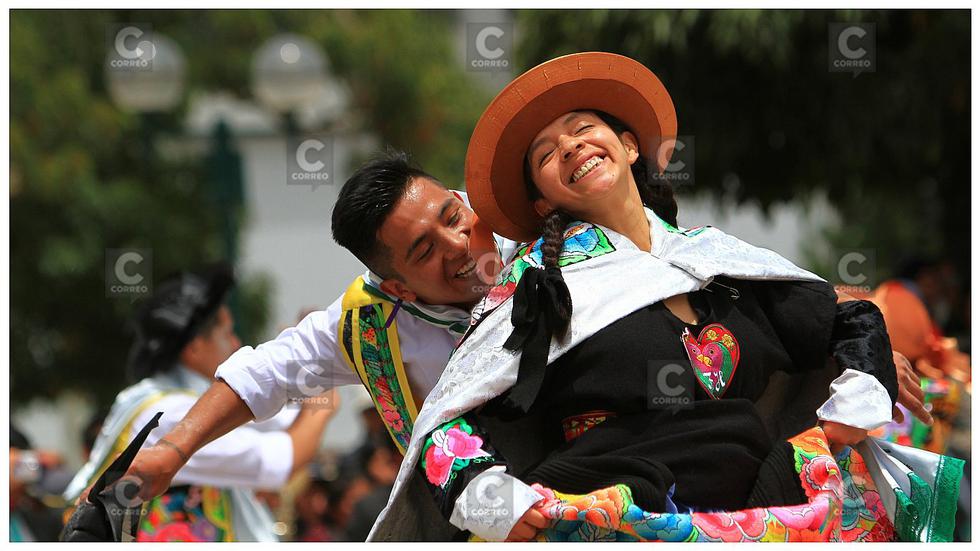 Huancayo retumbó con el Día del Huaylarsh (FOTOS Y VIDEO)