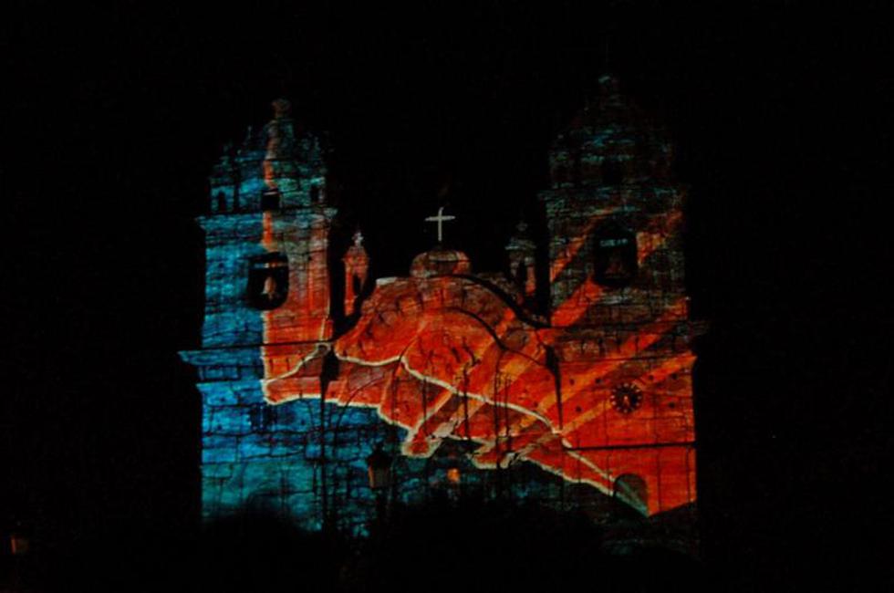 Proyectan impresionante video mapping en 3D sobre templo cusqueño