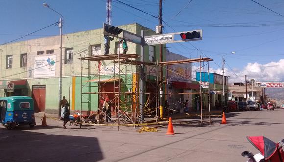 Huanta: instalan semáforos nuevos 