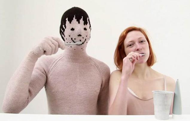 Esta aplicación te permite tener una relación falsa desde tu celular