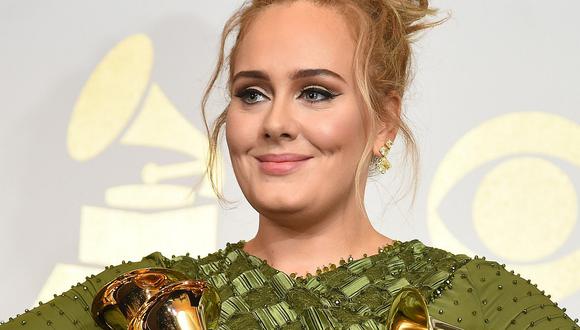 Adele confirma ser una mujer casada