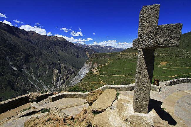 Turismo: 10 mil turistas dejan de visitar el valle del Colca 