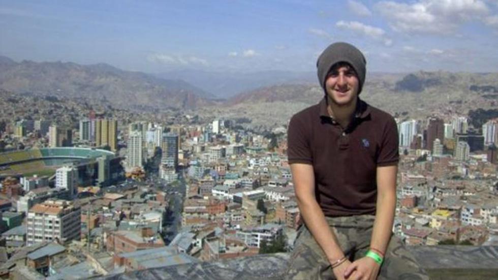 Joven de 24 años conoce todos los países del mundo (FOTOS)