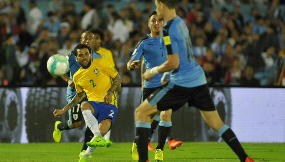 Brasil a punto de asegurar su pase al Mundial con 4-1 a Uruguay