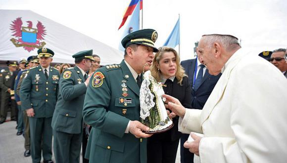 Papa Francisco agradece a militares colombianos por su lucha por la paz (FOTOS)