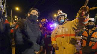 Alcalde de Cusco se compromete a adquirir más equipos para los bomberos