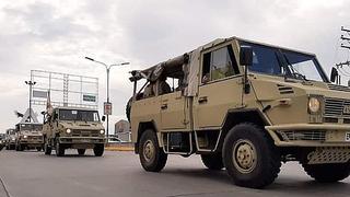 Llegan convoys a Arequipa para reforzar trabajo de militares (FOTOS)