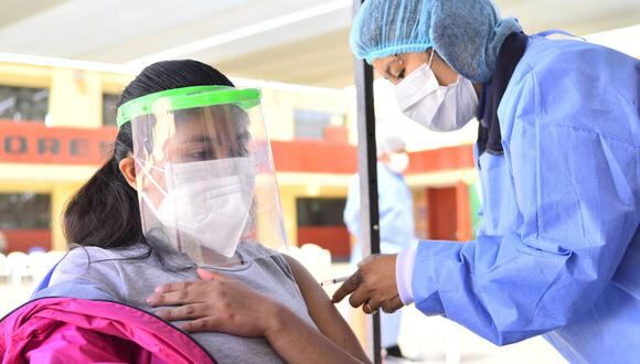 Diresa autorizó que se vacunen mayores de 18 años en Tacna