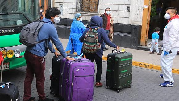 ​Estudiantes que regresaron de Cajamarca fueron reubicados en un hotel