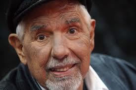 Hospitalizan al 'Profesor Jirafales' por deshidratación 