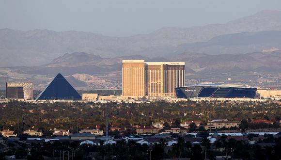 Las Vegas se convirtió en un pueblo fantasma luego que los negociosen esta ciudad cerraran sus operaciones por la pandemia del coronavirus, dejando miles de personas desempleadas. (Foto: AFP/Ethan Miller)