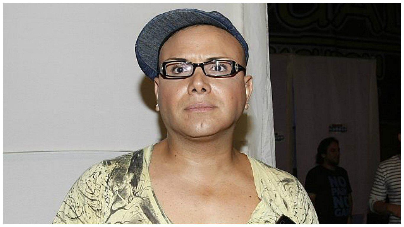 Carlos Cacho rompe el silencio y habla sobre situación de su madre