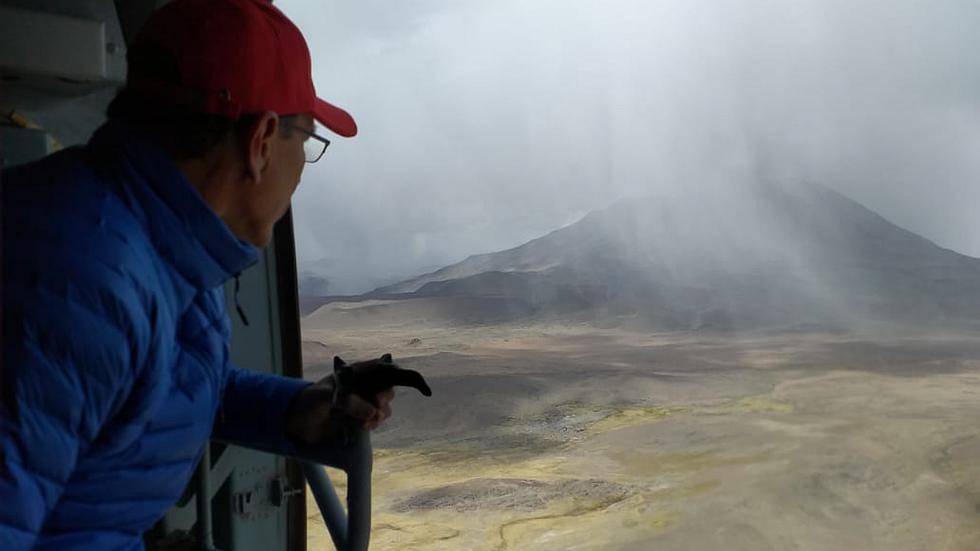 Martín Vizcarra llegó a Arequipa tras emergencia por erupción del volcán Ubinas (FOTOS Y VIDEO)