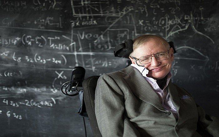 Stephen ​Hawking: No podremos vivir otros mil años sin escapar de la Tierra