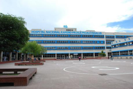 Pasco: Población rechaza traslado de equipos digitales a EsSalud de Junín