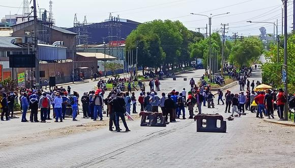 Obreros de Construcción Civil continúan con las protestas