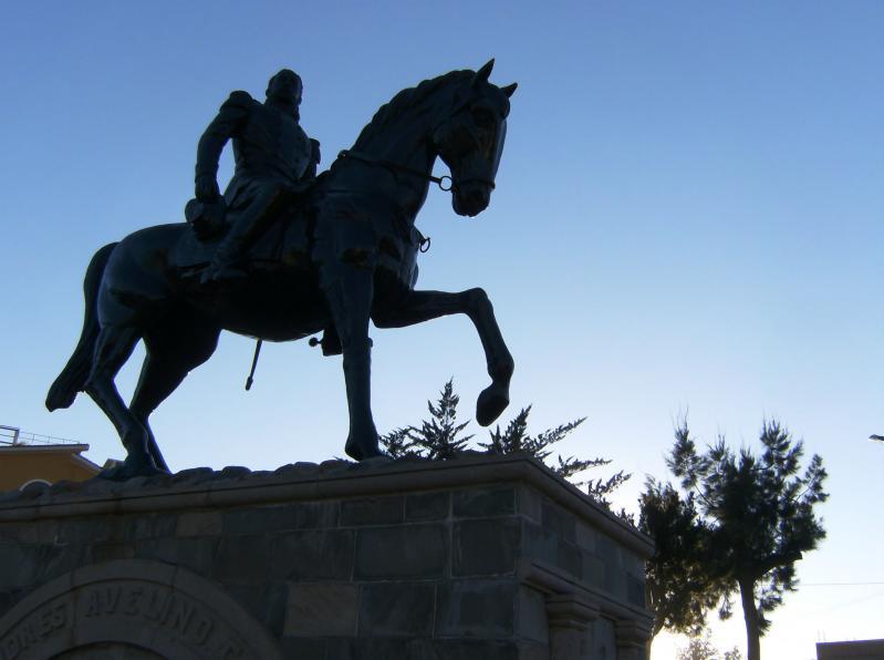 Aprueban creación de distrito Andrés Avelino Cáceres en Huamanga