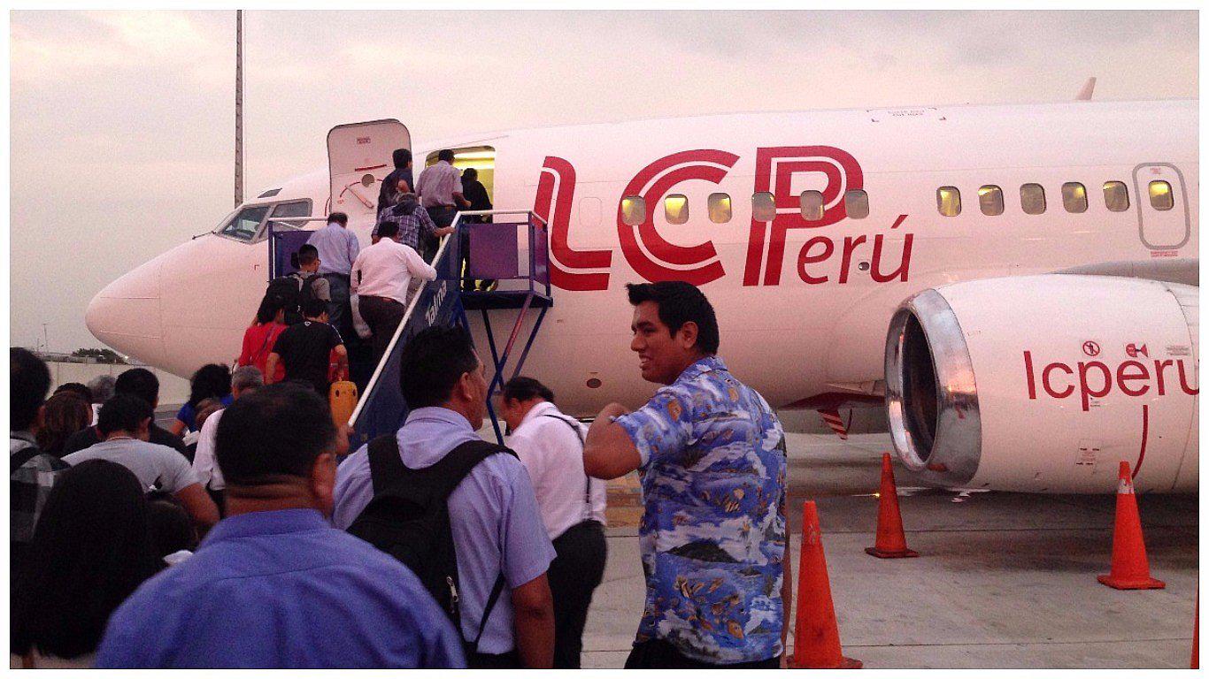 Aerolínea ofrece medio pasaje para universitarios en vuelos nacionales