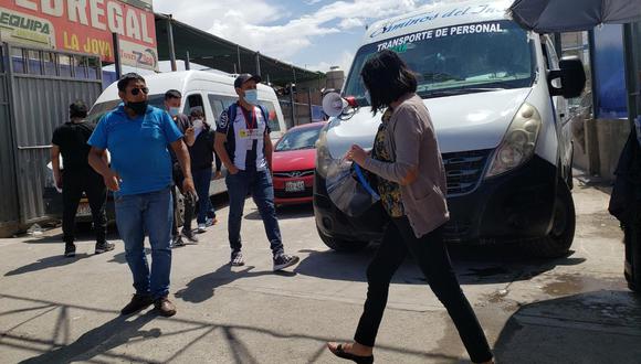 Debido a la necesidad de trasladarse a otras ciudades para realizar su voto, empresas subieron pasajes por algunas horas. (Foto: Correo)