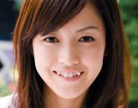 Dientes torcidos son la sensación en Japón