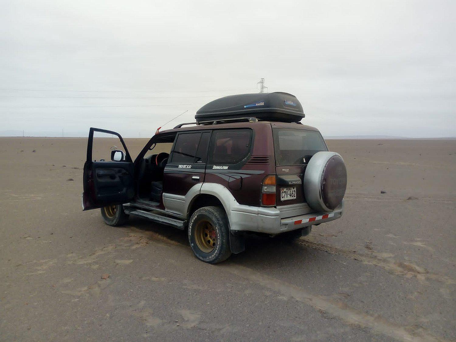 Con disparos detienen a contrabandistas de ropa