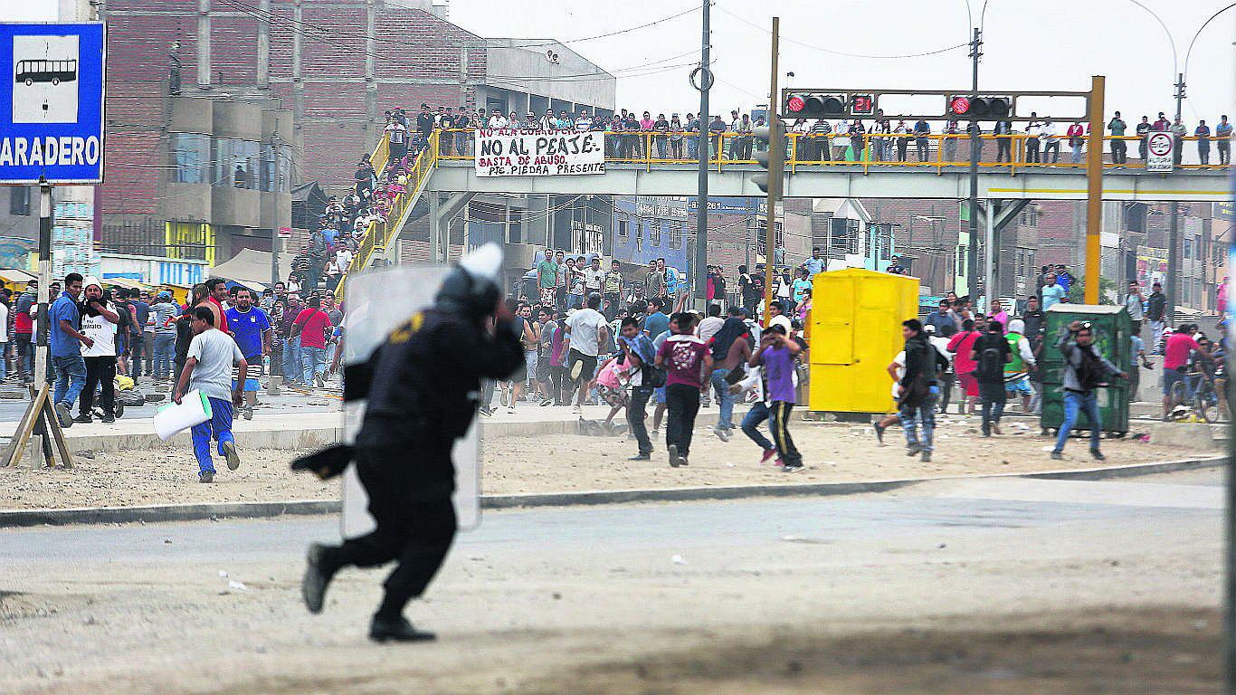 Sendero Luminoso se infiltra en la marcha por peaje de Puente Piedra