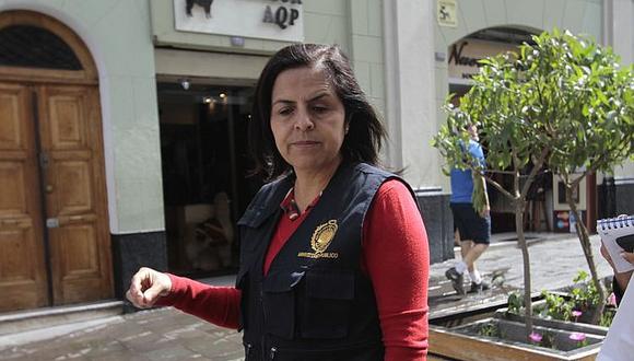 ​Detienen a mujer por vender bebidas alcohólicas en Arequipa