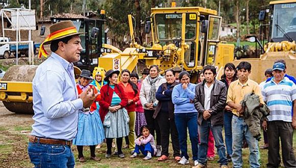 Prometen mejorar vías vecinales en provincia de Andahuaylas