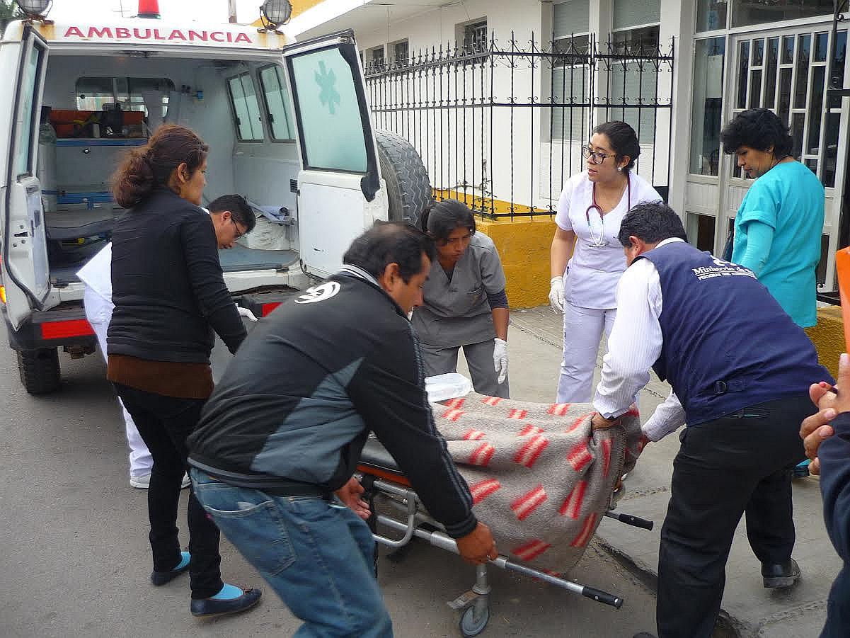  Motociclista muere arrollado por camión que luego se da fuga