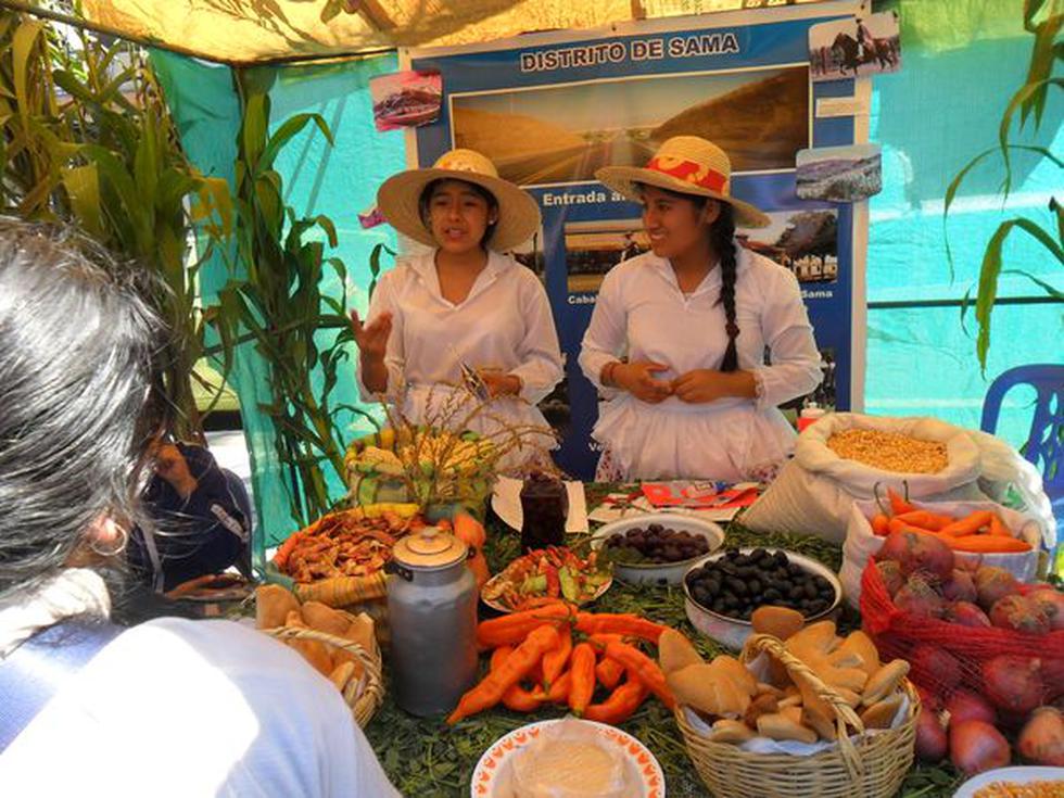 Escolares desbordan creatividad a través de 'estampas'