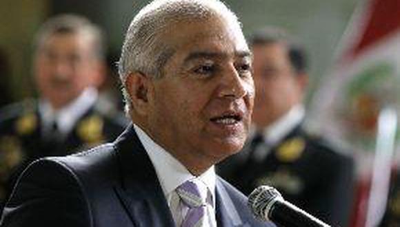 Ministro del interior: " Espero que Santos reflexione sobre decisión de no dialogar"