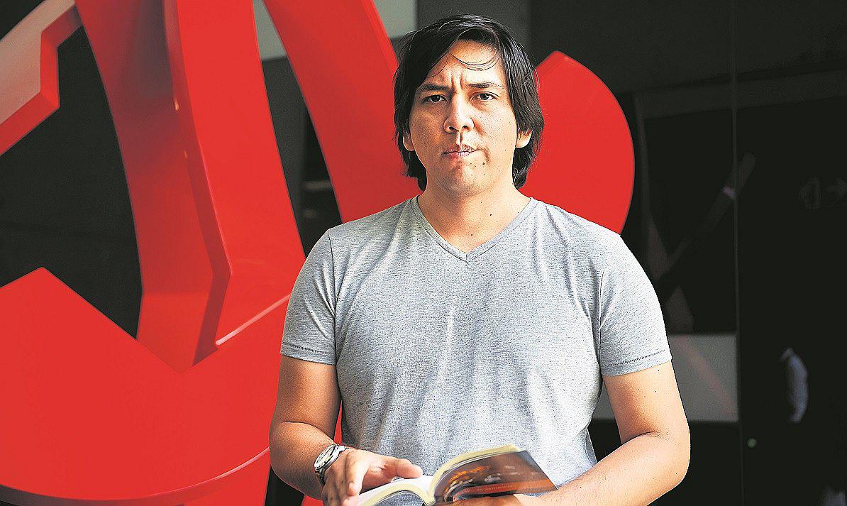 Escritor Cristhian Briceño :“Me gusta que el lector sienta el golpe de mis cuentos”
