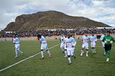 Fuerza Minera de Puno apabulla a arequipeños