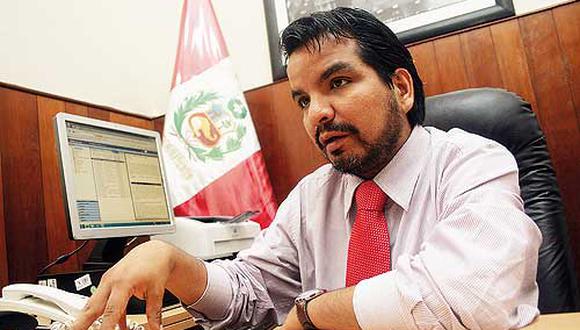 Ministerio de Justicia acepta renuncia de Julio Arbizu 