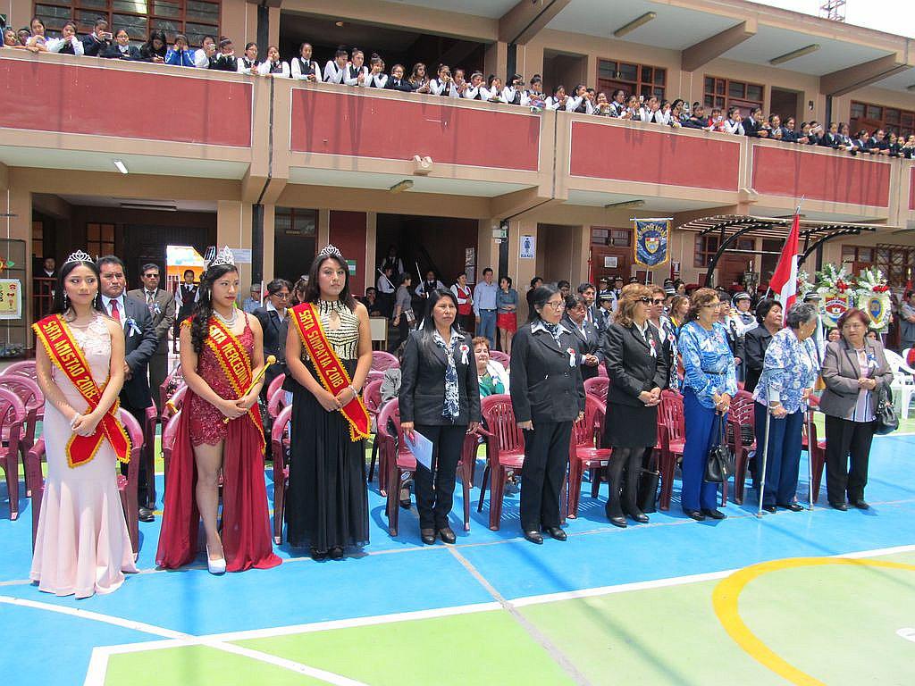  IE Mercedes Indacochea en su 89 aniversario 