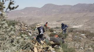 Municipalidad de Yura recogió toneladas de basura de la carretera Arequipa-Puno