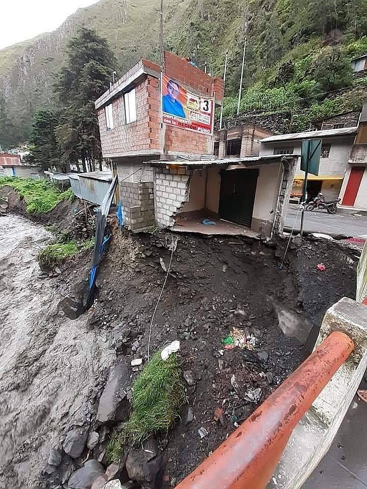 Torrenciales lluvias dejan incomunicados a sandinos
