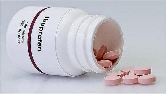 EsSalud restringe el uso del Ibuprofeno tras alerta sanitaria sobre complicaciones infecciosas graves