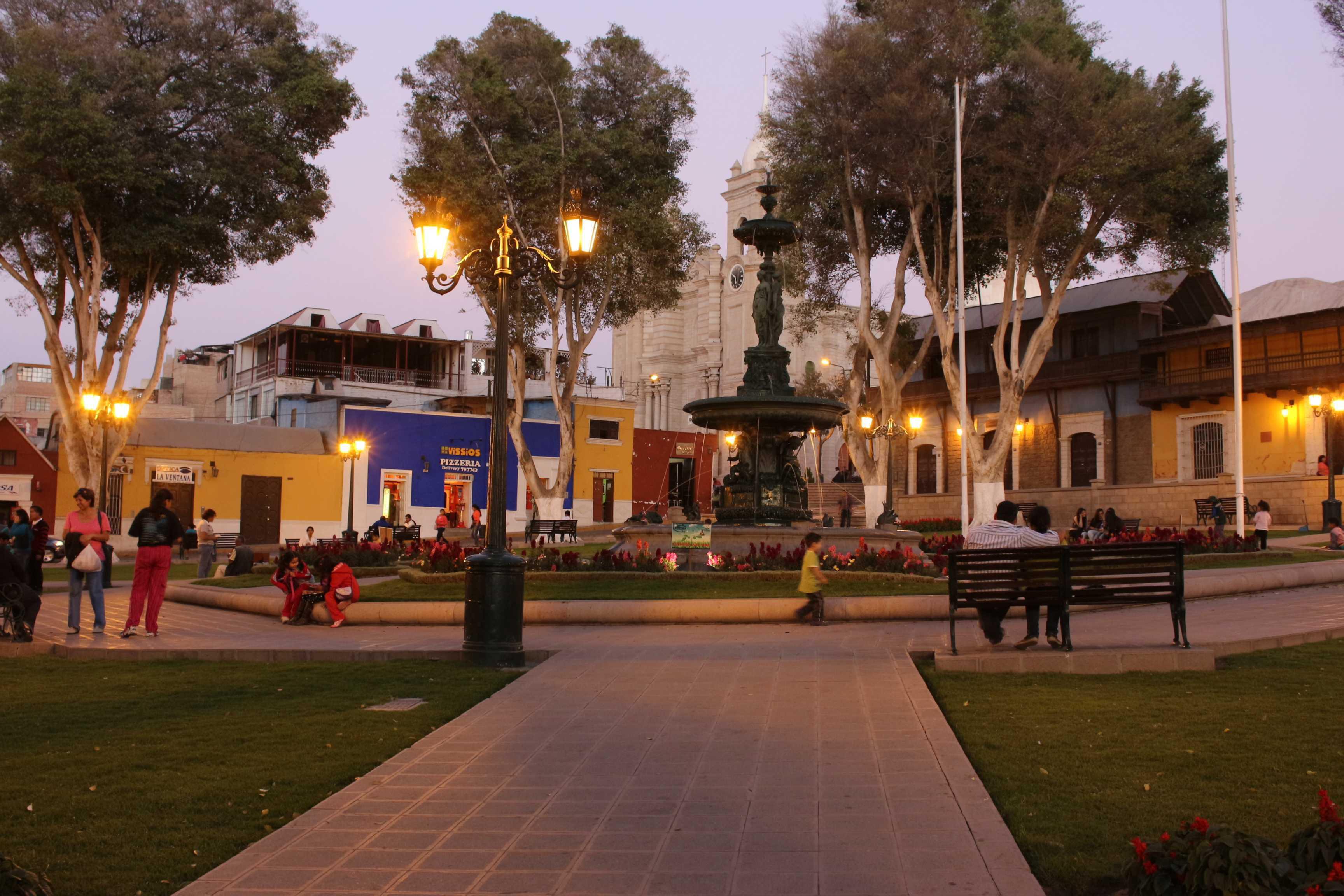 Festival del pisco no volverá a realizarse en la plaza de armas